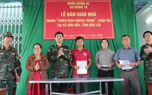 Chiến dịch Quang Trung: Toàn quân bàn giao gần 400 nhà cho nhân dân, bảo đảm an toàn