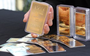 Giá vàng, bạc sắp khép lại năm 2025 với mức tăng kỷ lục