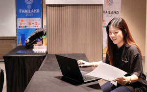 Thư Bangkok: Mỉm cười là giải pháp 