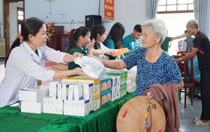 Đồng bộ nhiều biện pháp nhằm đảm bảo sức khỏe nhân dân sau bão lũ