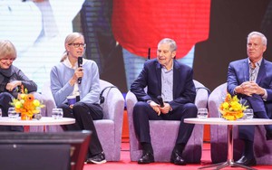 Chủ nhân Giải thưởng VinFuture 2025 đối thoại cùng học sinh, sinh viên Hà Nội