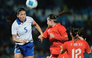 HLV Mai Đức Chung nhận trách nhiệm, không trách trọng tài khi thua Philippines