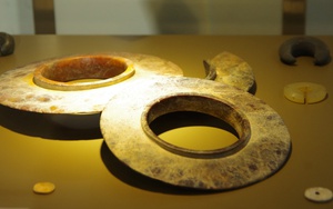 "Trở về nguồn cội" với 2.000 đồ đá thời tiền sử