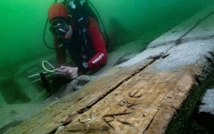 Ai Cập phát hiện xác tàu du lịch 2.000 năm tuổi