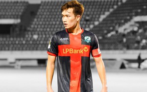 Hoàng Đức chấn thương nhẹ, HLV Kim Sang Sik thở phào