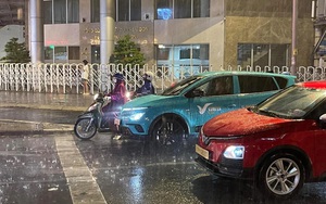 Thành phố Hồ Chí Minh xuất hiện mưa trái mùa do ảnh hưởng áp thấp