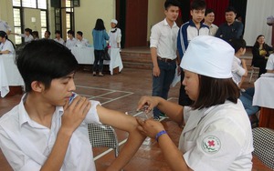 Các tỉnh, thành phố khẩn trương tổ chức chiến dịch tiêm vaccine phòng sởi