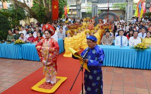 Giữ nét đẹp văn hóa trong lễ hội Xuân