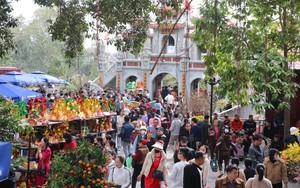 Chào tuần mới: Đi qua "tháng ăn chơi"