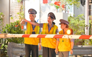 Thùy Tiên, WEAN 'choáng' vì cần học quá nhiều thứ khi thử làm nhân viên gác tàu