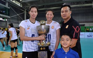 Sau khi HLV Tuấn Kiệt ngỏ lời, huyền thoại bóng chuyền Ngọc Hoa nhận quyết định dự giải đấu lớn cùng Trần Thị Thanh Thúy