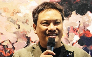 Họa sĩ Bùi Tiến Tuấn: Khách mua tranh tôi phần lớn là người Việt Nam