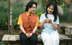 Phim "Nhà gia tiên": Nét hài duyên và bước tiến về nghề của Huỳnh Lập