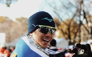 Nhan Phúc Vinh "vượt ngàn chông gai", hoàn thành FM đầu đời tại Osaka Marathon 2025