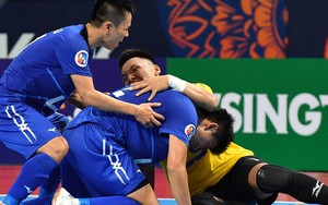 Ghi 2 bàn trong 3 phút cuối, đội bóng Việt Nam ngược dòng thắng CLB Uzbekistan để giành hạng 3 châu Á