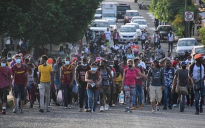 Tổng thống Donald Trump đề xuất chương trình “thẻ vàng” cho người muốn trở thành công dân Mỹ