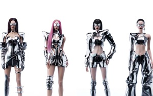 Y3K: Xu hướng thời trang thể hiện hơi thở tương lai