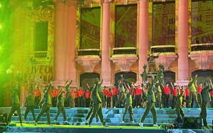 Chương trình nghệ thuật "95 năm - Ánh sáng soi đường" mừng Đảng, mừng Xuân, mừng đất nước đổi mới