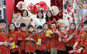 Học sinh Hà Nội trở lại trường sau kỳ nghỉ Tết