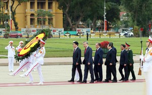 95 năm Ngày thành lập Đảng: Lãnh đạo Đảng, Nhà nước vào Lăng viếng Chủ tịch Hồ Chí Minh