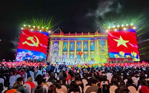 Chương trình nghệ thuật "95 năm - Ánh sáng soi đường": Viết tiếp những mùa Xuân của khát vọng