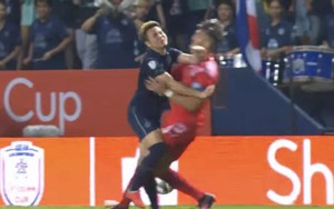 Theerathon Bunmathan chấn thương nặng, đầu gối gần như biến dạng ở Cúp C1 Đông Nam Á