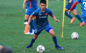 Tin nóng thể thao sáng 7/2: Sao Việt Kiều bắn tín hiệu cho HLV Kim Sang Sik; HLV đội của sao bóng chuyền Việt Nam bị tố dàn xếp tỷ số