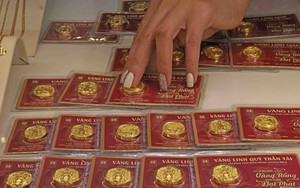 Ngày vía Thần Tài: Giá vàng neo cao, sức mua giảm