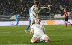 Tân binh tỏa sáng, AC Milan thắng ở Serie A trong trận đấu có 2 thẻ đỏ 