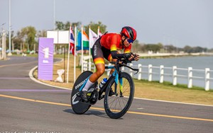 Chuyến đi 'bão táp' của đội tuyển xe đạp Việt Nam tại giải châu Á