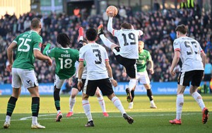 Liverpool bị loại sốc ở vòng 4 FA Cup