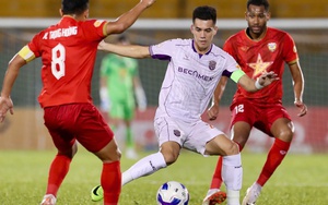 Không Xuân Son, HLV Kim Sang Sik đặt niềm tin vào hàng tiền vệ