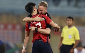 Tiền đạo Đình Bắc: Hào quang ngắn ngủi sau khoảnh khắc xuất thần vào lưới Nhật Bản