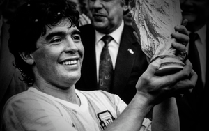 Bác sĩ của Maradona đối mặt án 25 năm tù