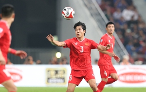 Hậu vệ Nguyễn Văn Vĩ: 'Con diều' gặp gió...