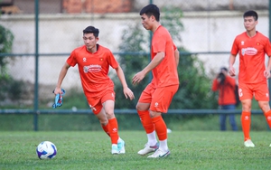 Tin nóng bóng đá Việt hôm nay 15/3: Đội tuyển Việt Nam có thêm cầu thủ chấn thương; Vé trận ĐT Việt Nam gặp Lào ‘sốt’