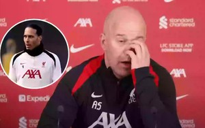 Arne Slot gửi thông điệp đến Virgil van Dijk giữa tin đồn chia tay Liverpool