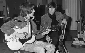Huyền thoại John Lennon được vinh danh trên đồng xu đặc biệt của Anh