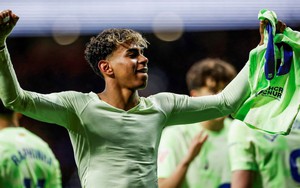 Yamal tỏa sáng, Barca lội ngược dòng thắng Atletico dù đối thủ dẫn trước 2-0 sau 70 phút