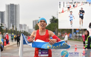 Cặp cha con cùng vô địch Bắc Ninh Legacy Marathon, thành tích của cậu bé 10 tuổi khiến dân mạng ngỡ ngàng