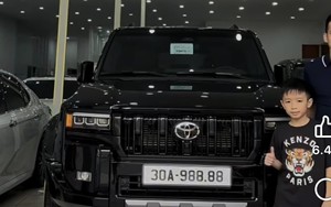 Văn Quyết tậu siêu xe sau bản hợp đồng khủng với CLB Hà Nội, đến biển số cũng khiến dân mạng phải suýt xoa