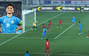 Huyền thoại bóng đá Ấn Độ ghi bàn trong ngày tái xuất, mơ sánh vai với Ronaldo và Messi