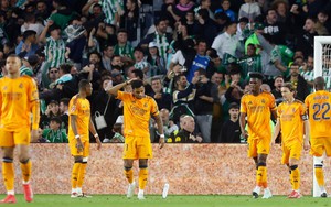 Real Madrid mong manh ở La Liga trong cơn giận của Ancelotti