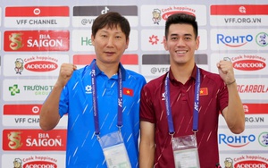 HLV Kim Sang Sik muốn Tiến Linh ghi bàn vào lưới đội tuyển Lào