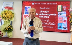 Nhà văn Đoàn Minh Tuấn: Thế hệ tôi đúng là "sống rồi mới viết"