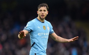 Bournemouth - Man City: Khi Pep phải gọi nhầm Nico là Rodri