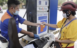 Giá xăng tiếp tục tăng từ 15h chiều nay 27/3