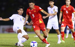 'Sao' mới đội tuyển Việt Nam so tài Hoàng Đức, Văn Lâm