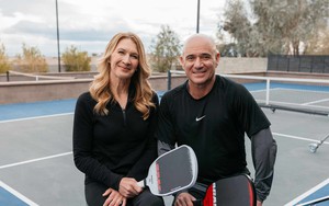 Nguyên tắc số 1 khi chơi pickleball của cặp vợ chồng huyền thoại tennis 