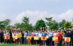 32 đội tranh tài Hutech Alumni Football 2025